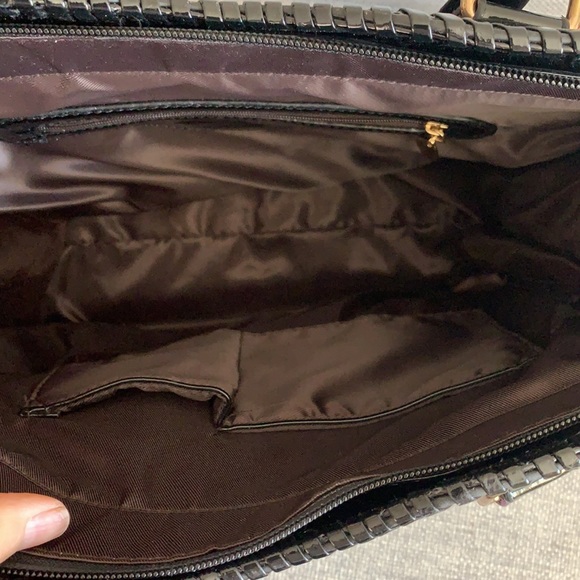 Black shiny pleather animal embossed print - Picture 3 of 5